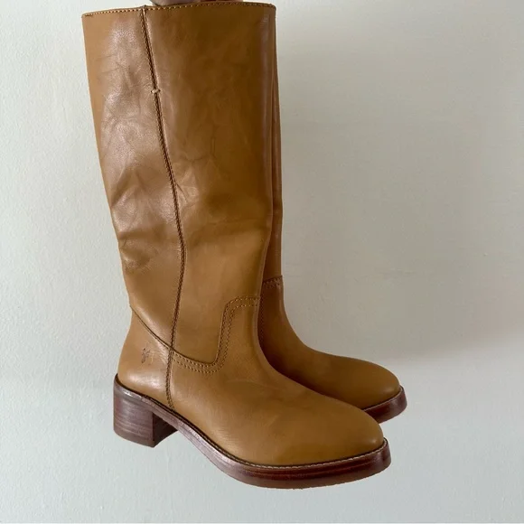New FRYE Banana Camryn Tall Pull On Boots Sz 7